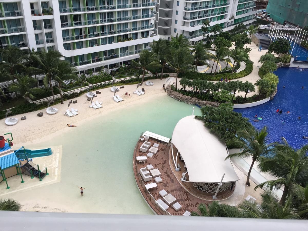 Azure Urban Resort Res. Paranaque City Exterior photo