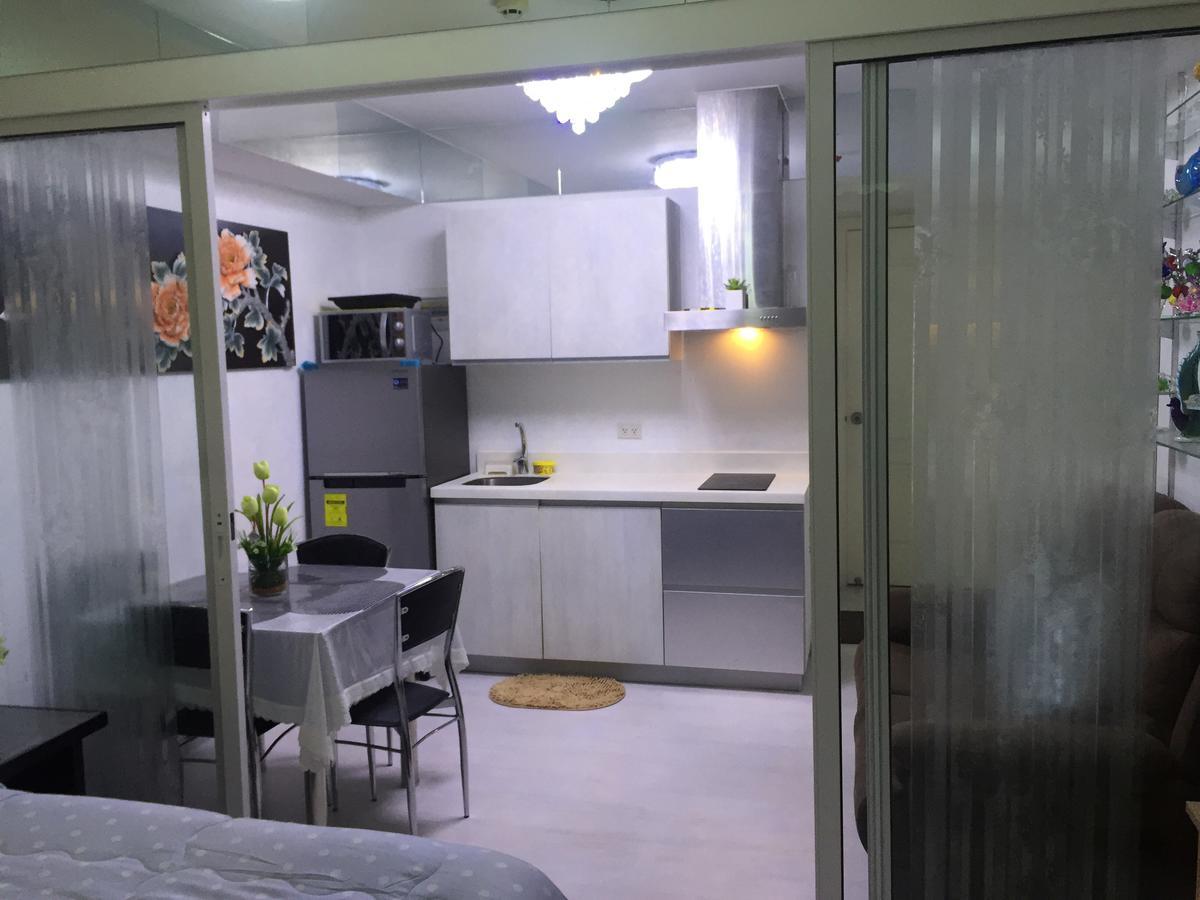 Azure Urban Resort Res. Paranaque City Exterior photo