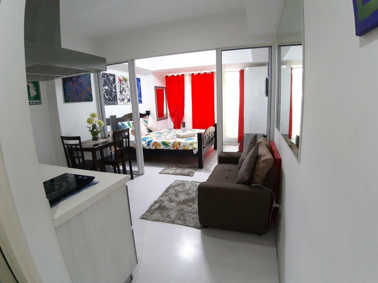 Azure Urban Resort Res. Paranaque City Exterior photo
